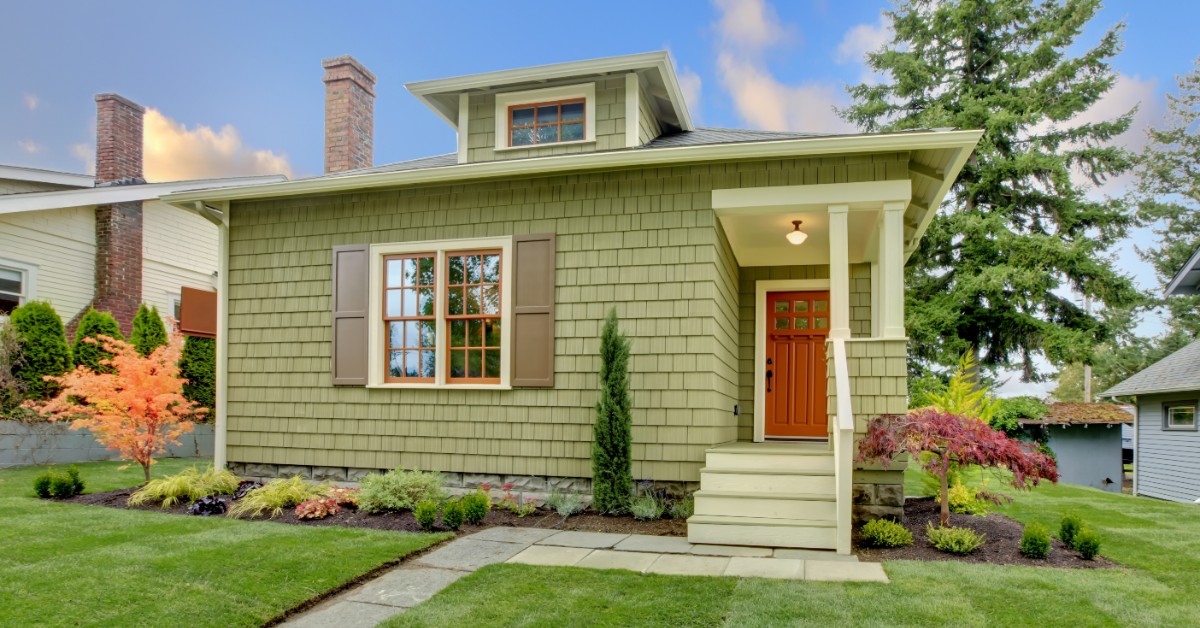 Exterior Painting Services How To Select An Paint Color That Best Suits Your Home Artisticrat - How To Select Exterior House Paint Colors